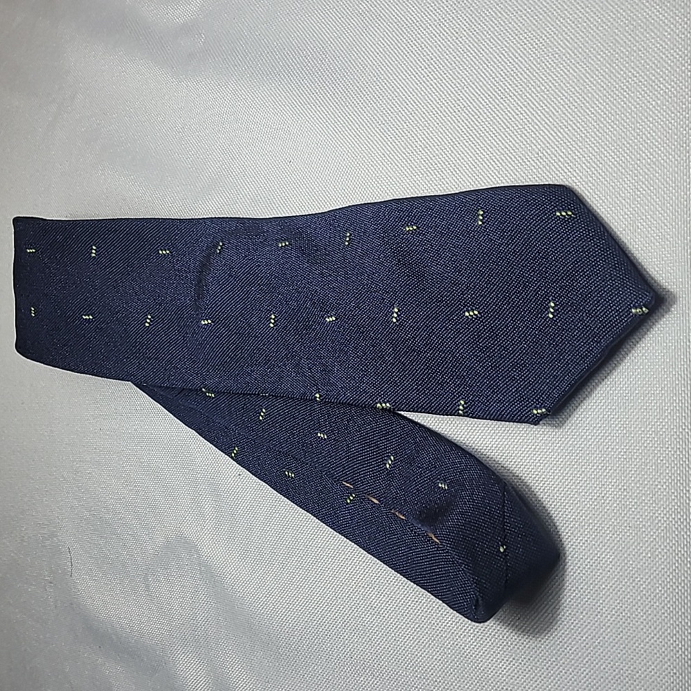 Ermenegildo Zegna Napoli Couture navy with yellow accent silk tie NWOT